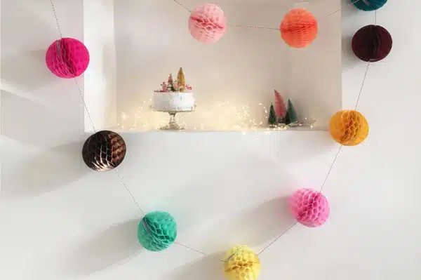 Bunting Ball Garland